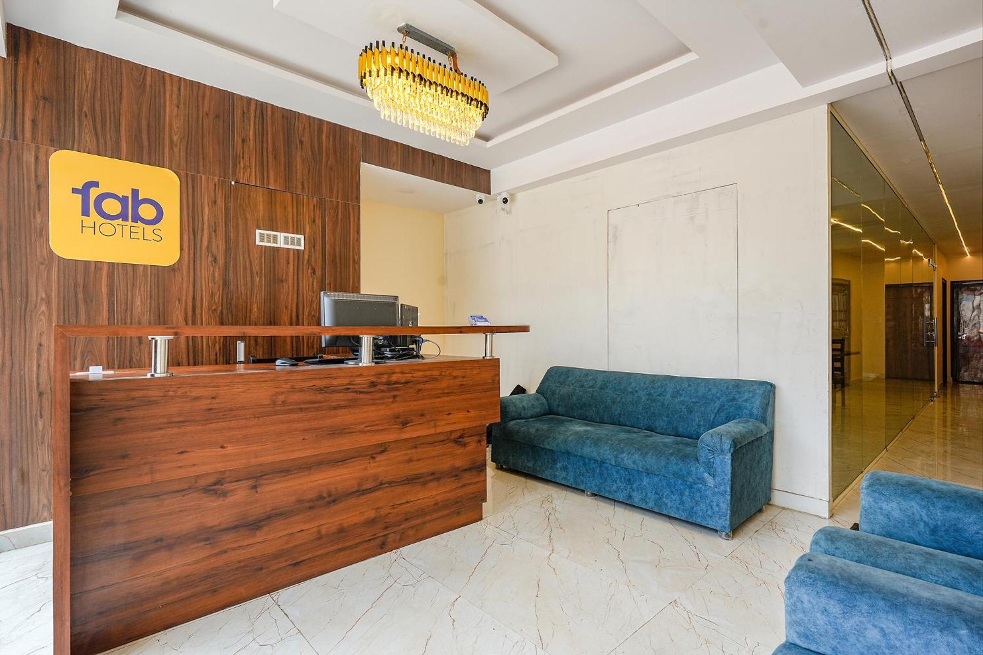 Fabhotel Crystal Suites Bangalore Exterior photo