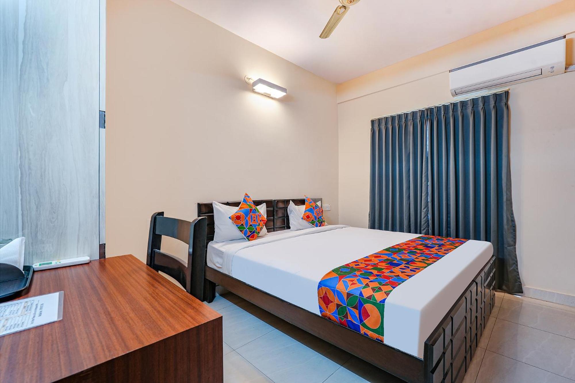 Fabhotel Crystal Suites Bangalore Exterior photo