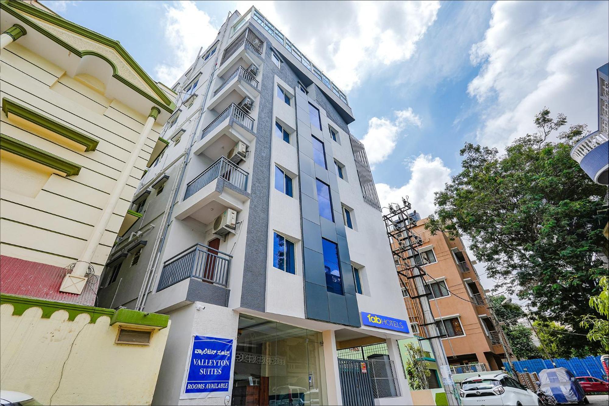 Fabhotel Crystal Suites Bangalore Exterior photo